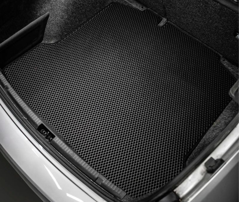 Нужен ли коврик в багажнике автомобиля? Нужен ли коврик в багажнике автомобиля?